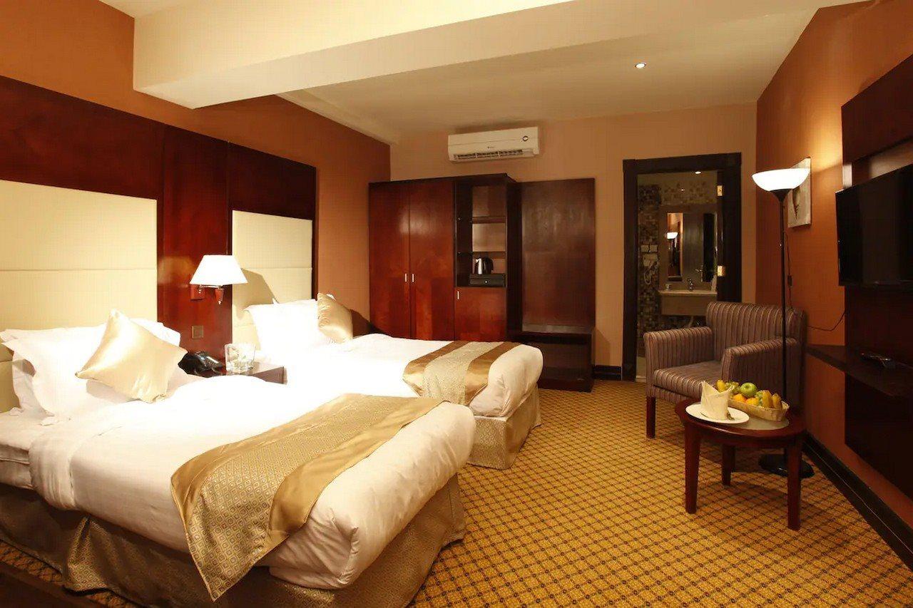 Hotel Haven Plaza Riadh Exterior foto