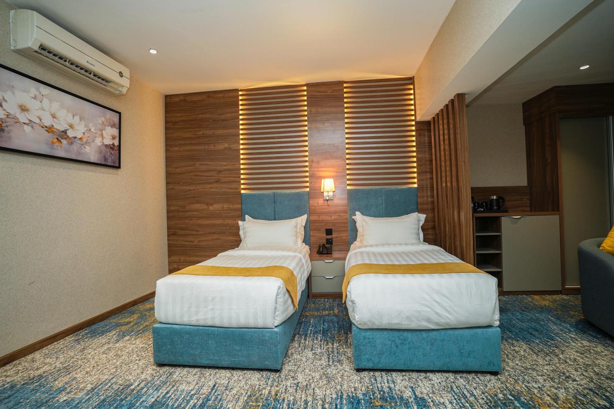 Hotel Haven Plaza Riadh Exterior foto