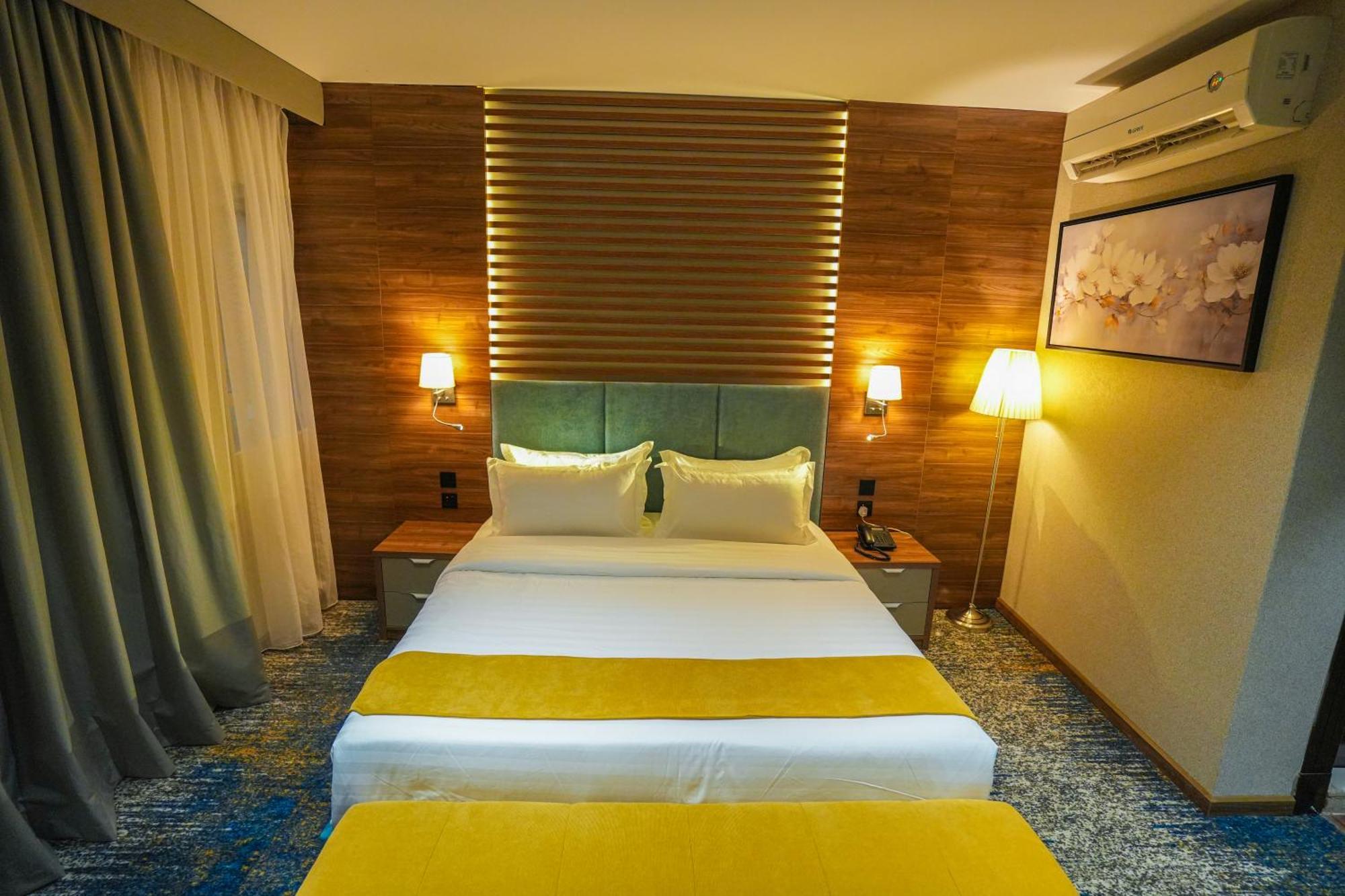 Hotel Haven Plaza Riadh Exterior foto