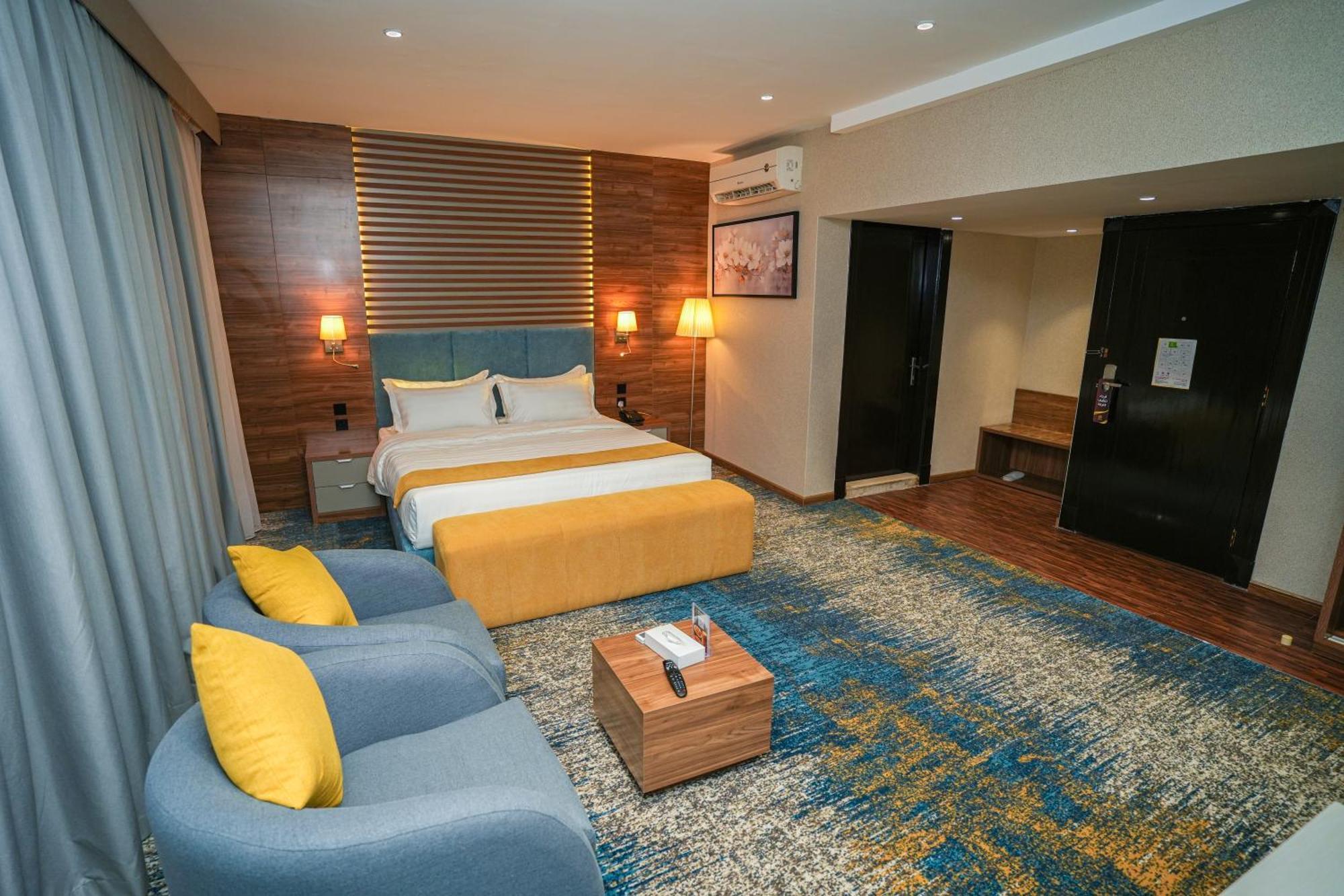 Hotel Haven Plaza Riadh Exterior foto