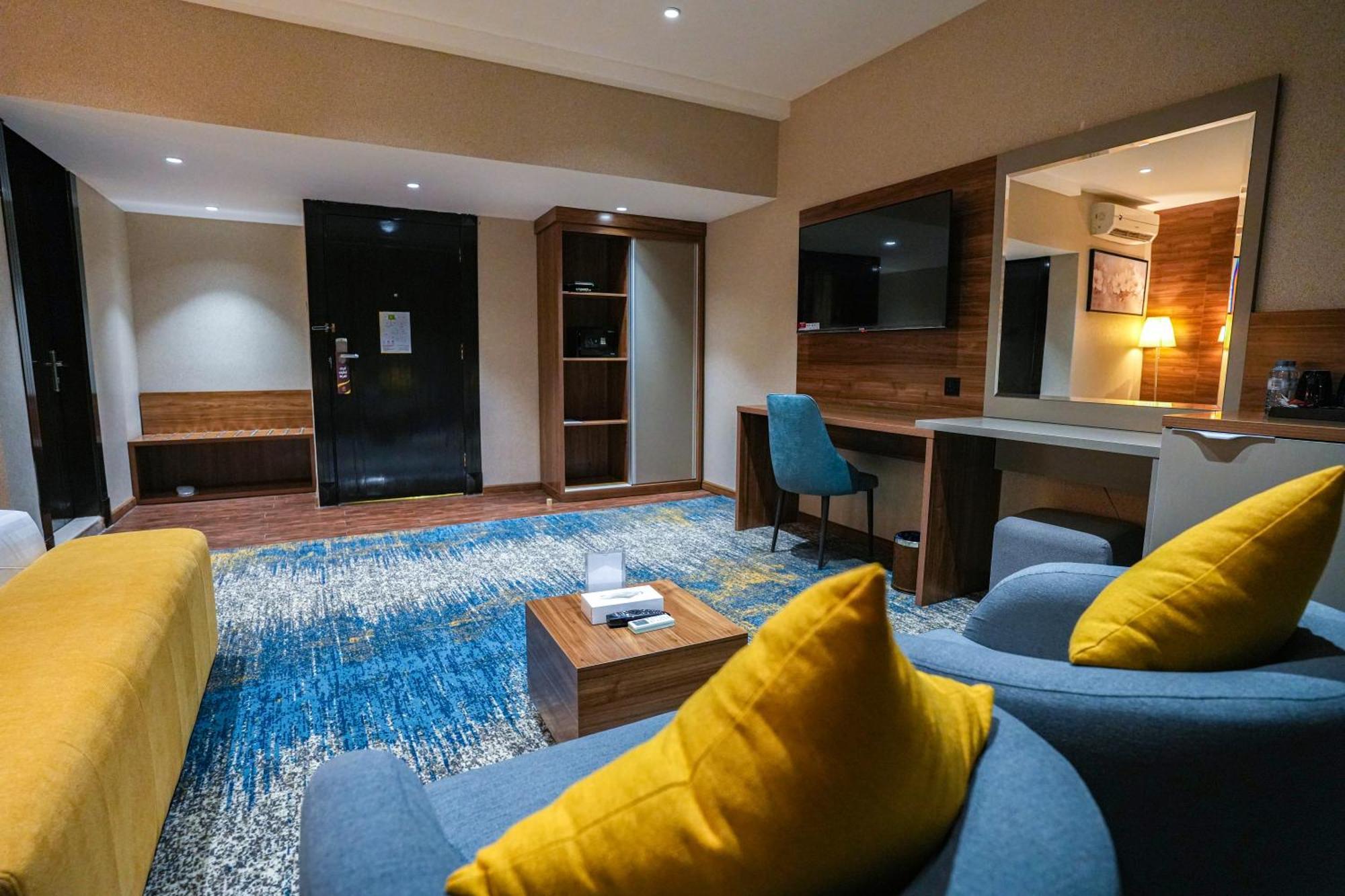 Hotel Haven Plaza Riadh Exterior foto