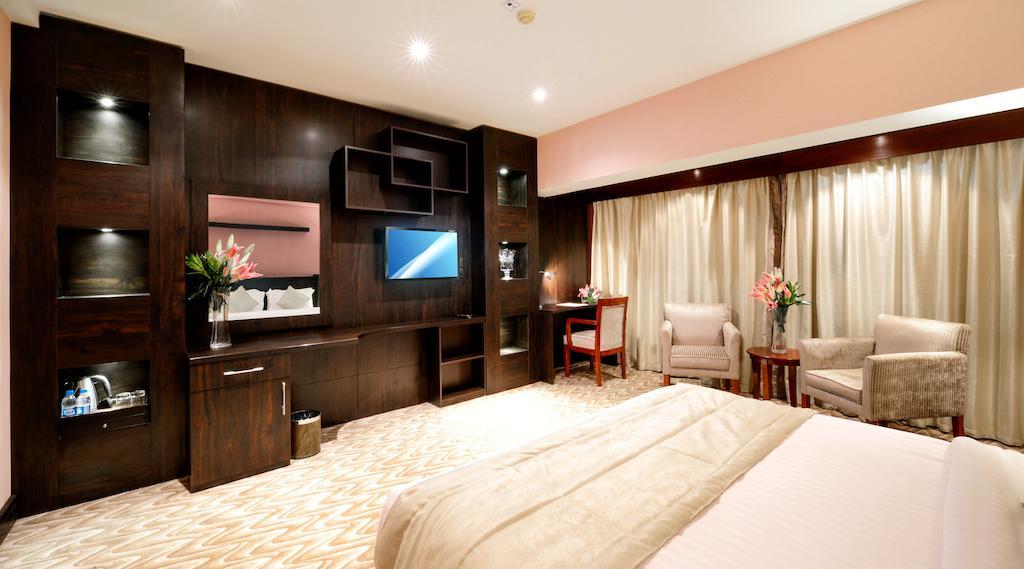 Hotel Haven Plaza Riadh Exterior foto